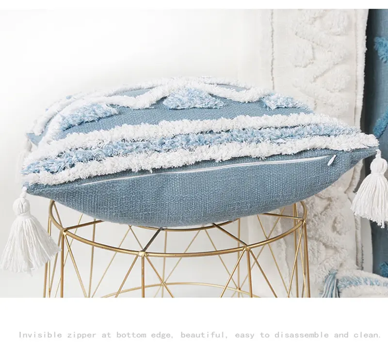 Dekoracyjna poszewka na poduszkę bawełniana i len. Linia niebieska