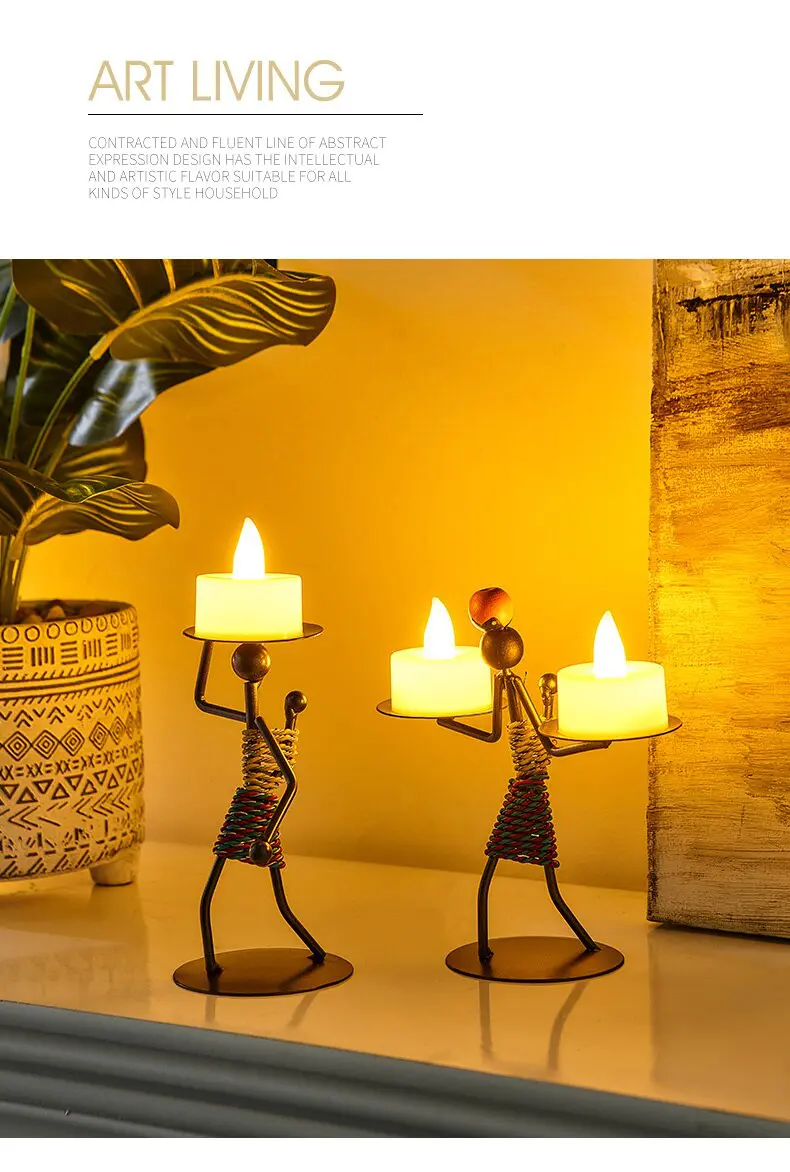 Metalowy świecznik w afrykańskim stylu